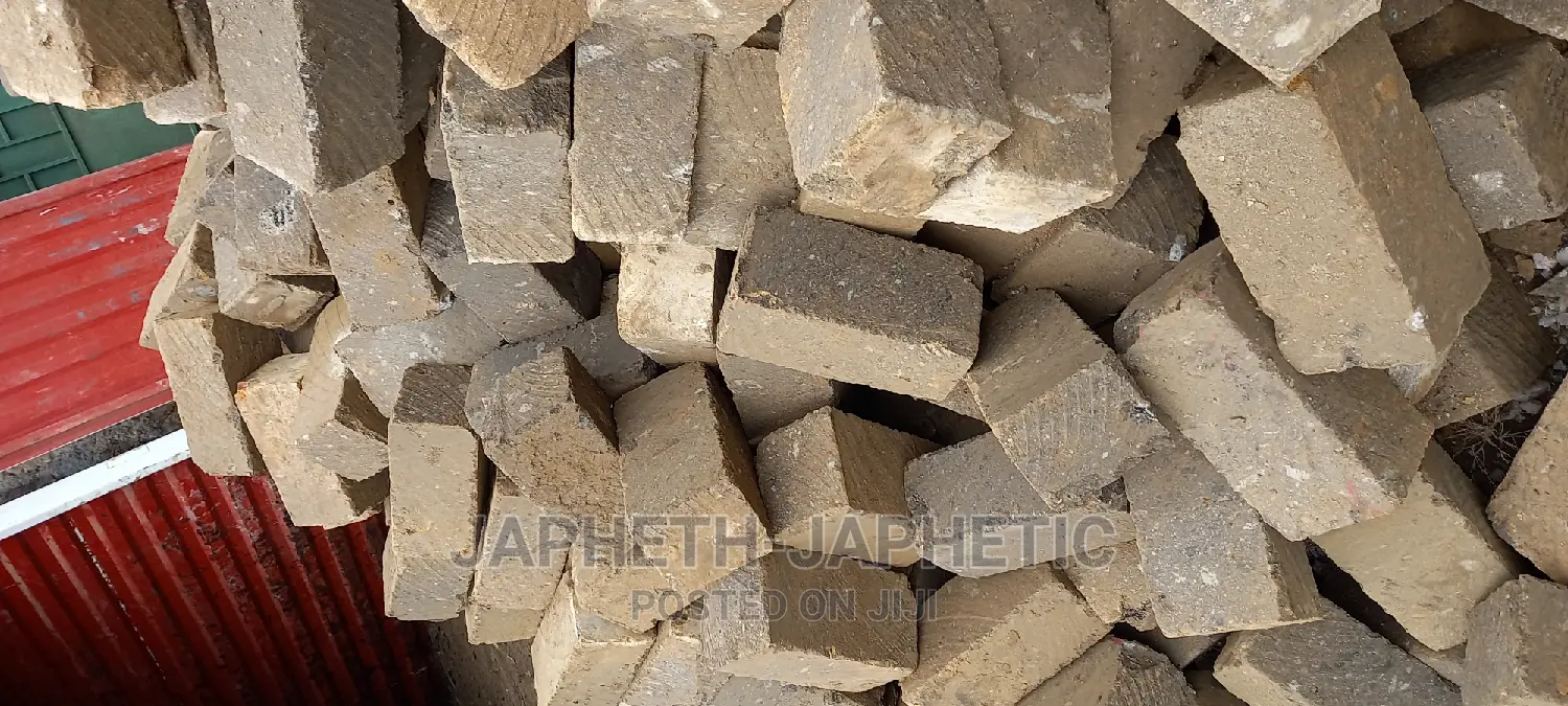 Khaki Hard Machine Cut Stones