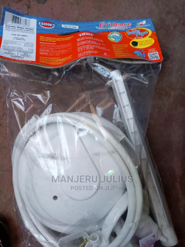 Fame Evidence Shower - thumbnail 2