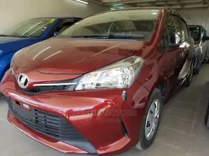 Toyota Vitz 2015 Red