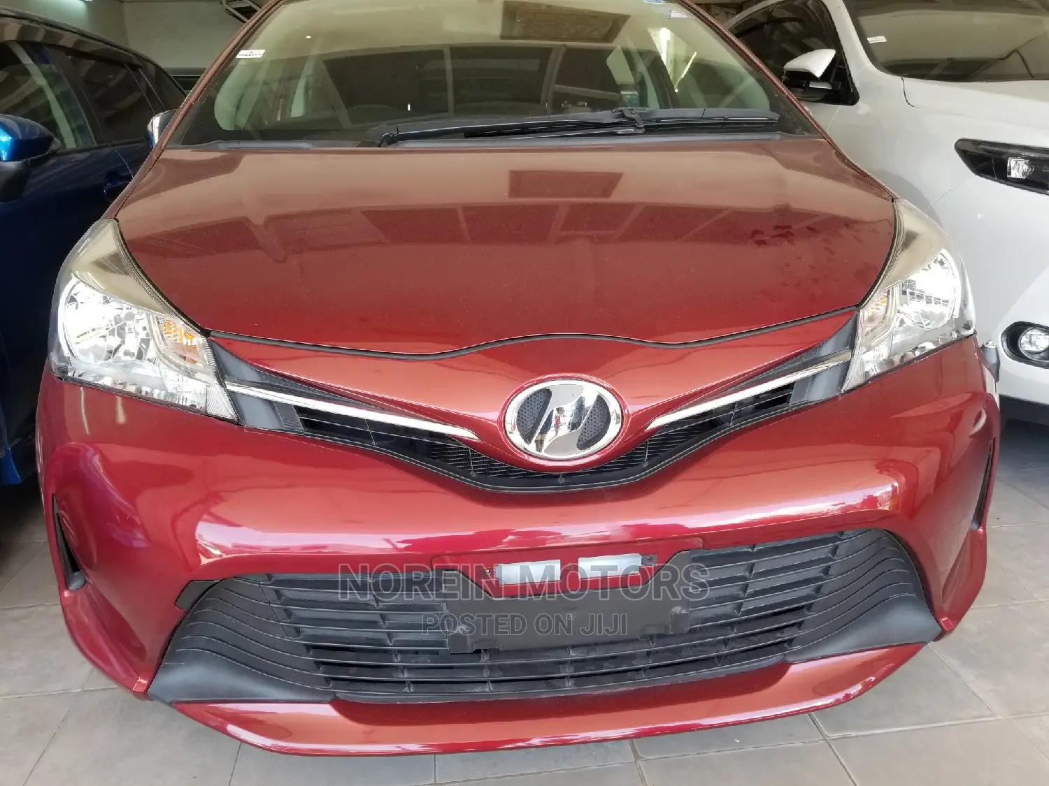 Toyota Vitz 2015 Red