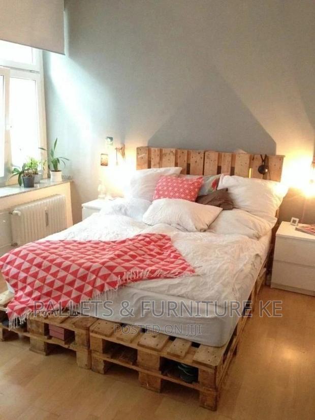 Pallet Bed