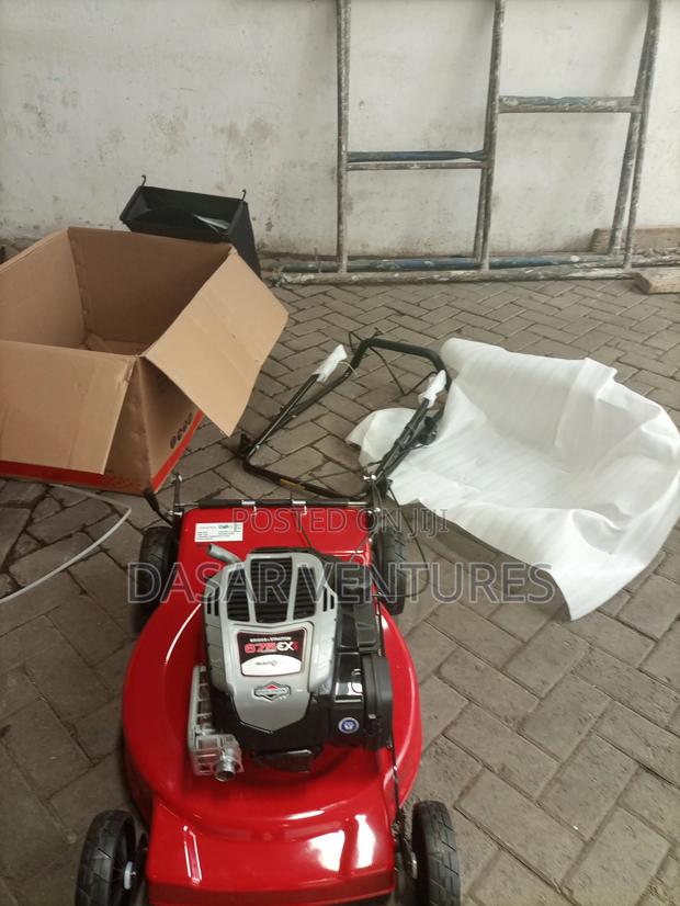 Briggs and Stratton Lawn Mower 5hp - thumbnail 4