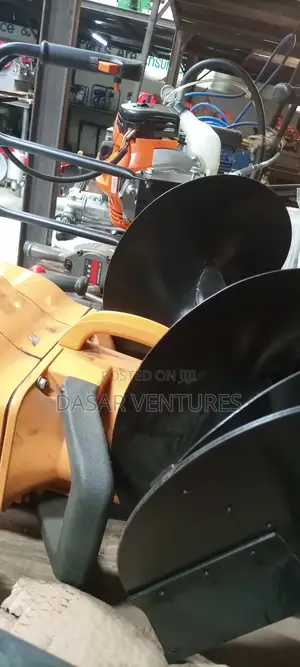 Earth Auger Machine