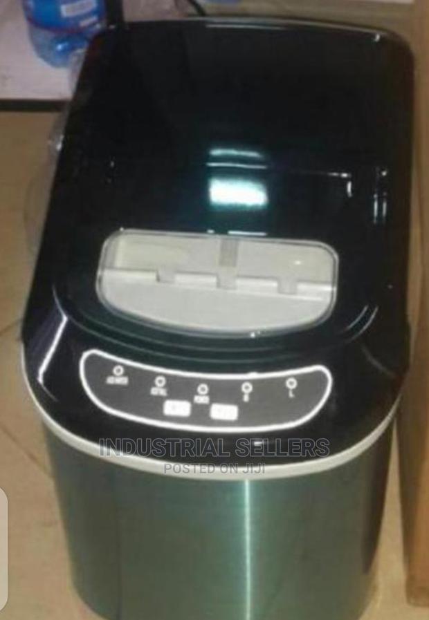 Excellent Ice Cube Maker
