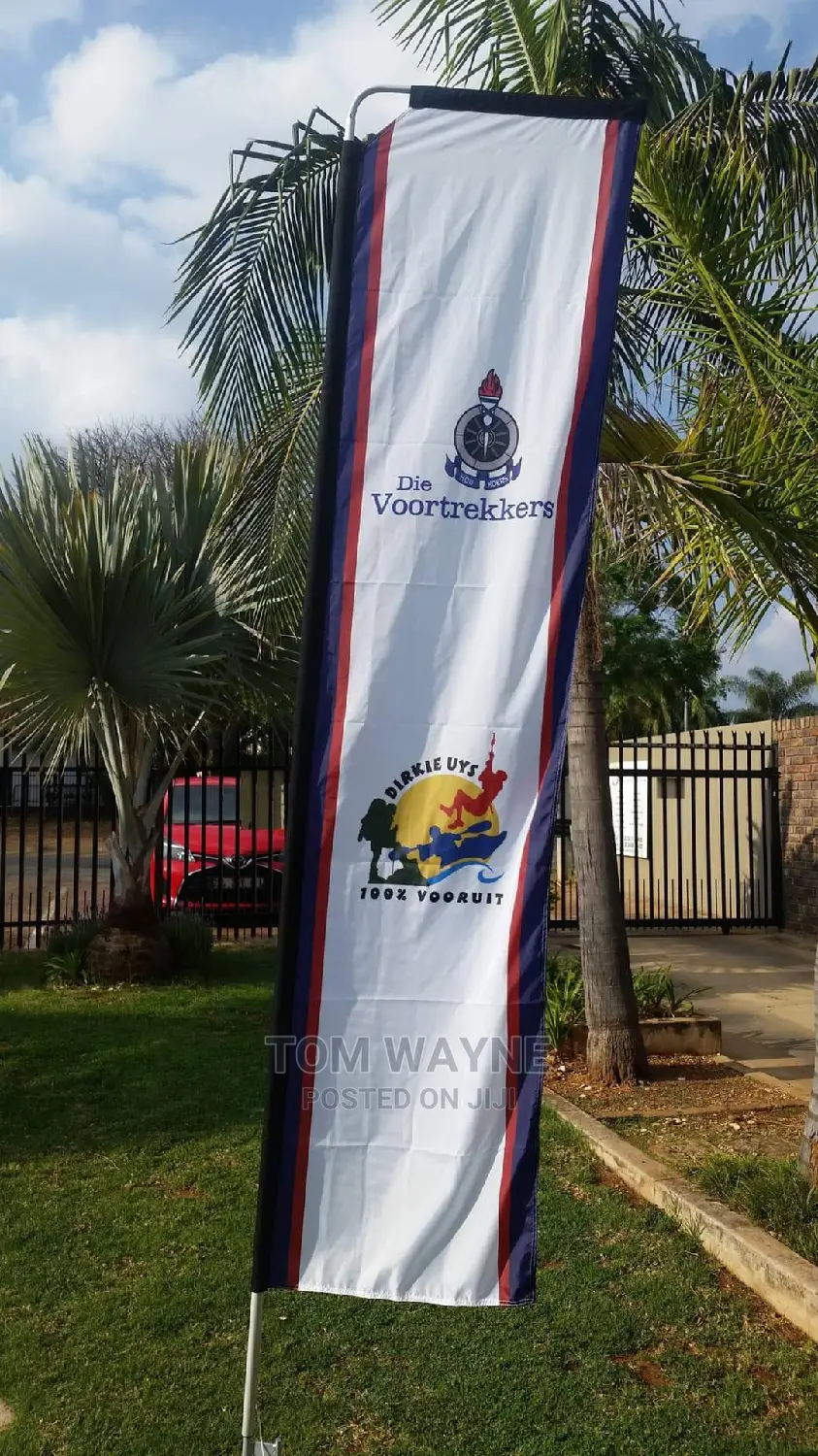 Telescopic Banner With Stand