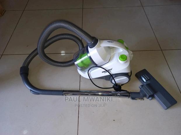 Portable Vacuum Cleaner 1200W.