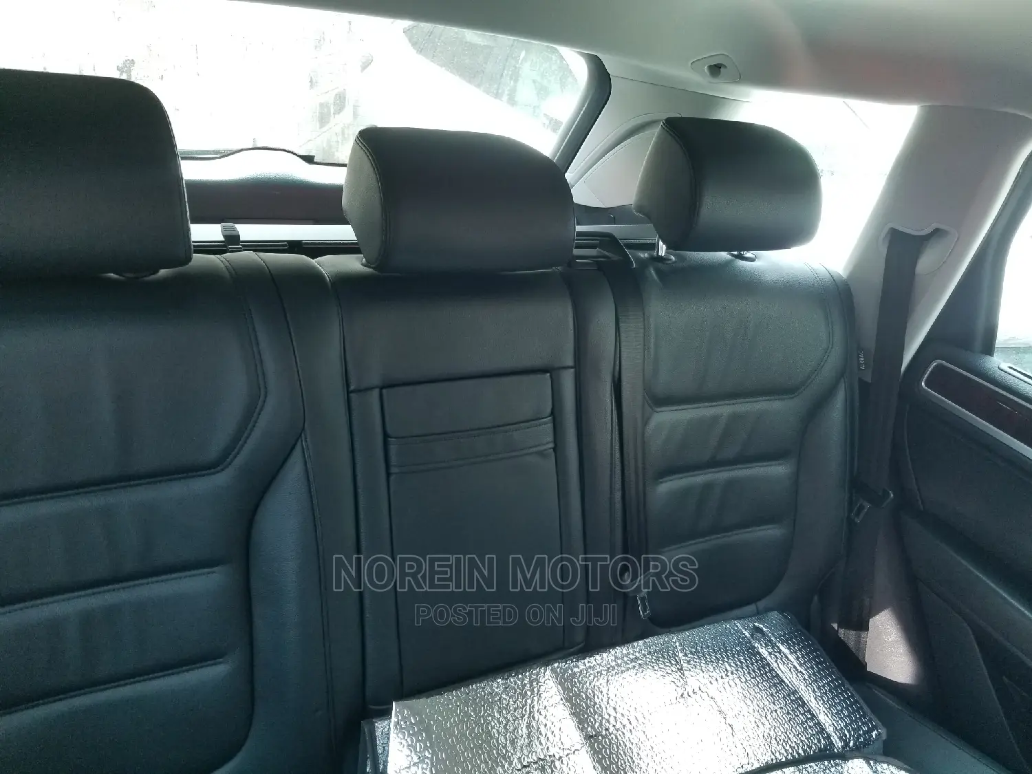 Volkswagen Touareg 2014 White