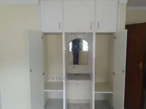 3 Bedrooms Flat for Rent in Patel Court, Westlands