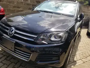 Volkswagen Touareg 2014 Black