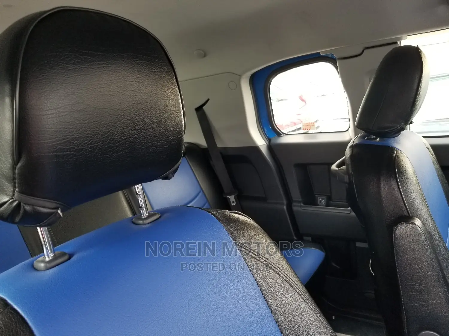 Toyota FJ Cruiser 2014 Blue