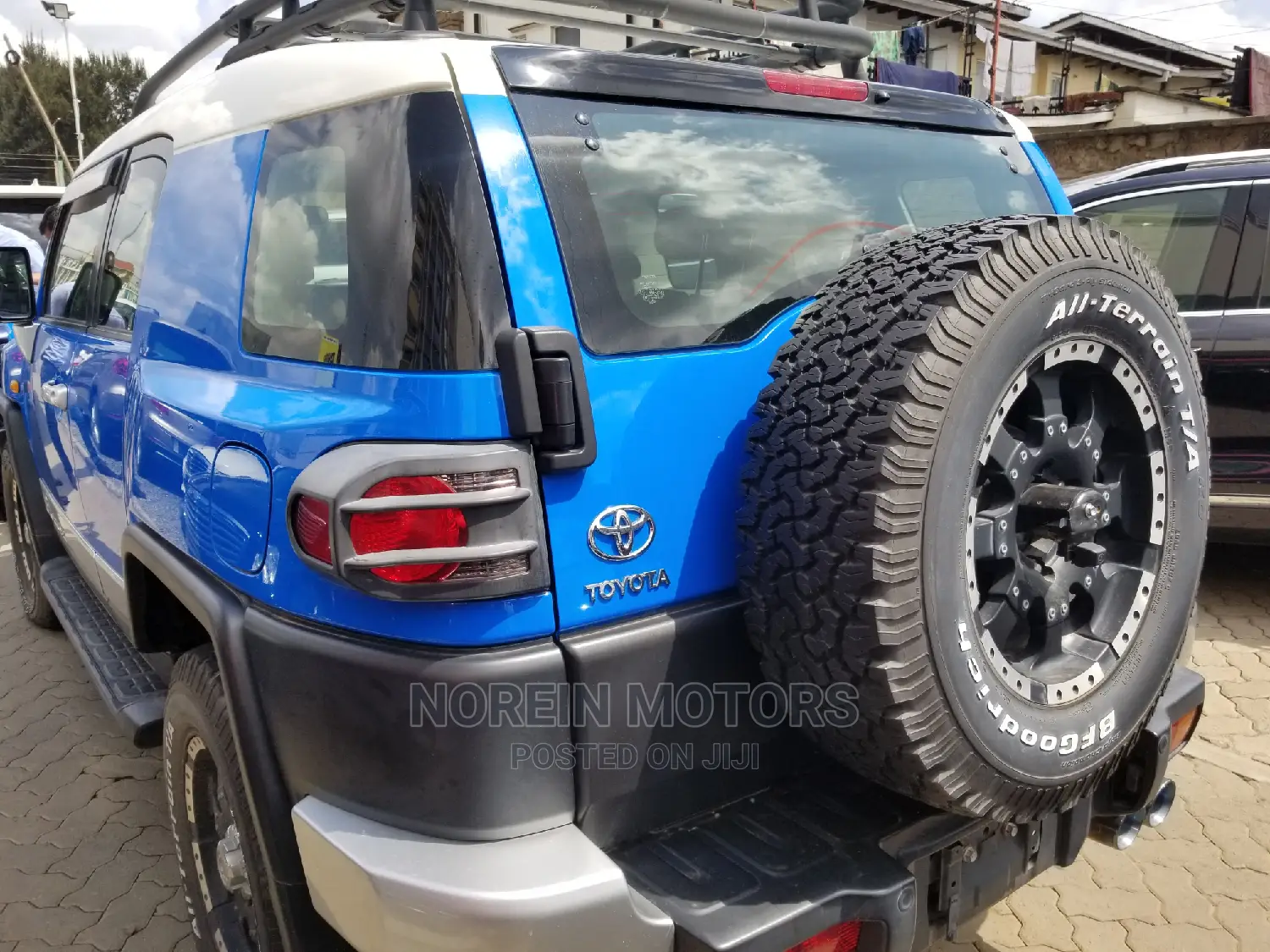 Toyota FJ Cruiser 2014 Blue