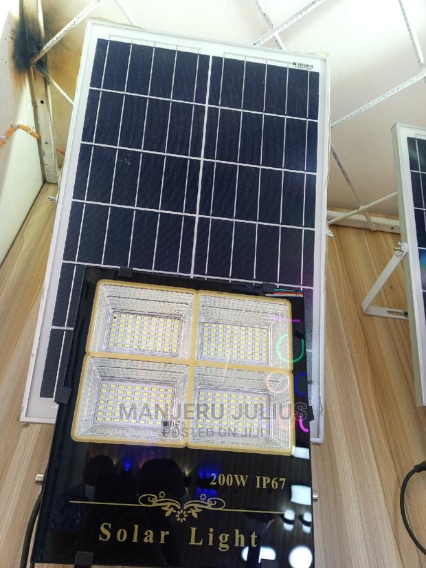 200watts Solar Floodlight - thumbnail 3
