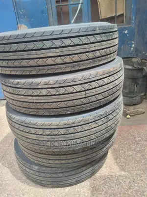 Sport Track Tires Sizes 9.5R17.5 Tubeless 18 Ply Rating.