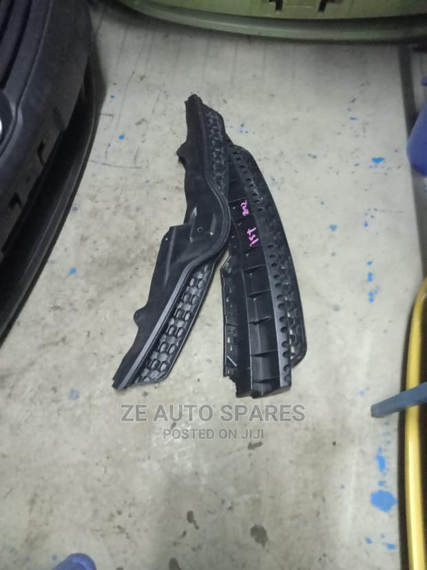 Toyota Ist New Shape Grill