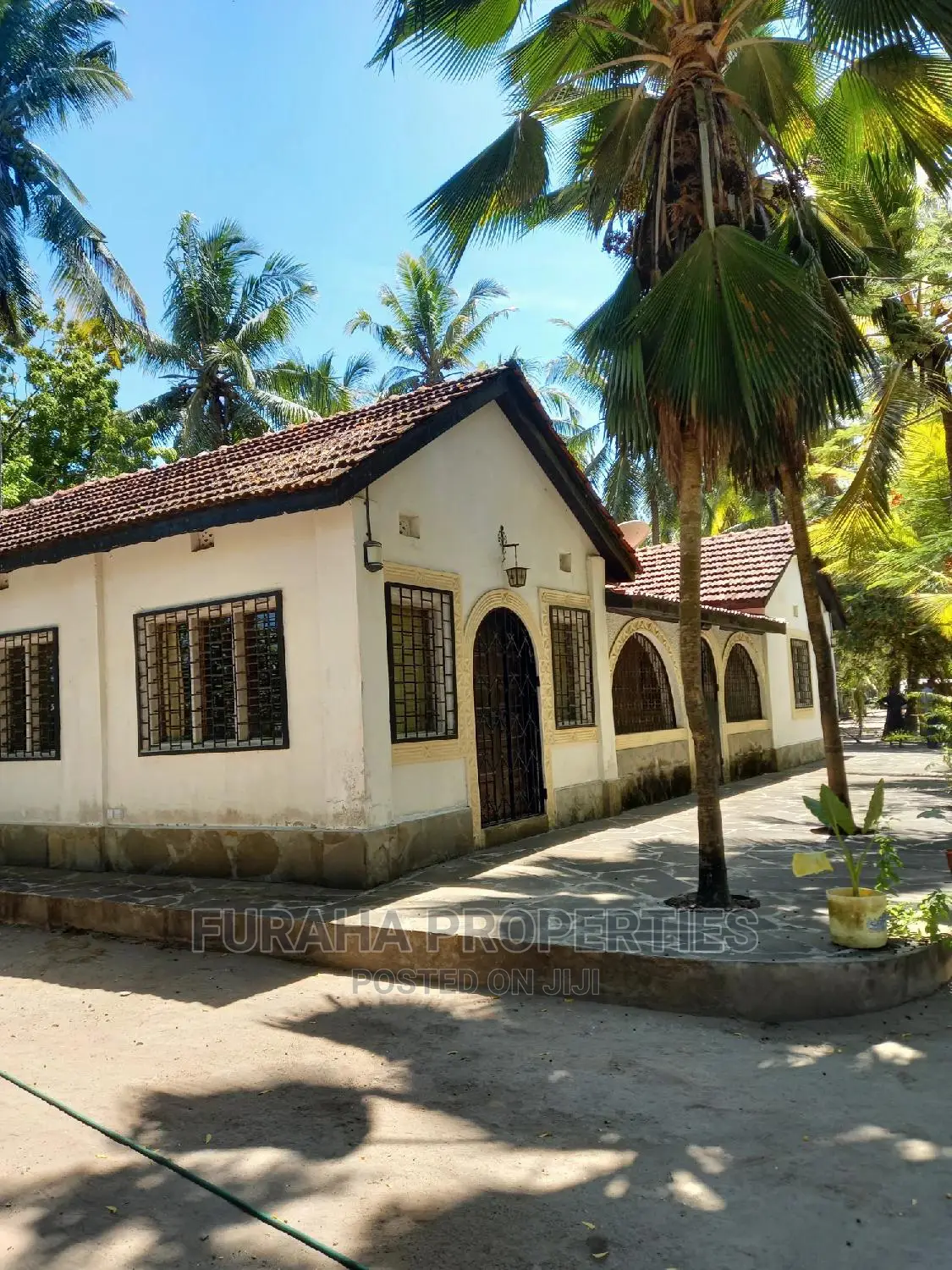 3 Bedrooms Bungalow for Sale