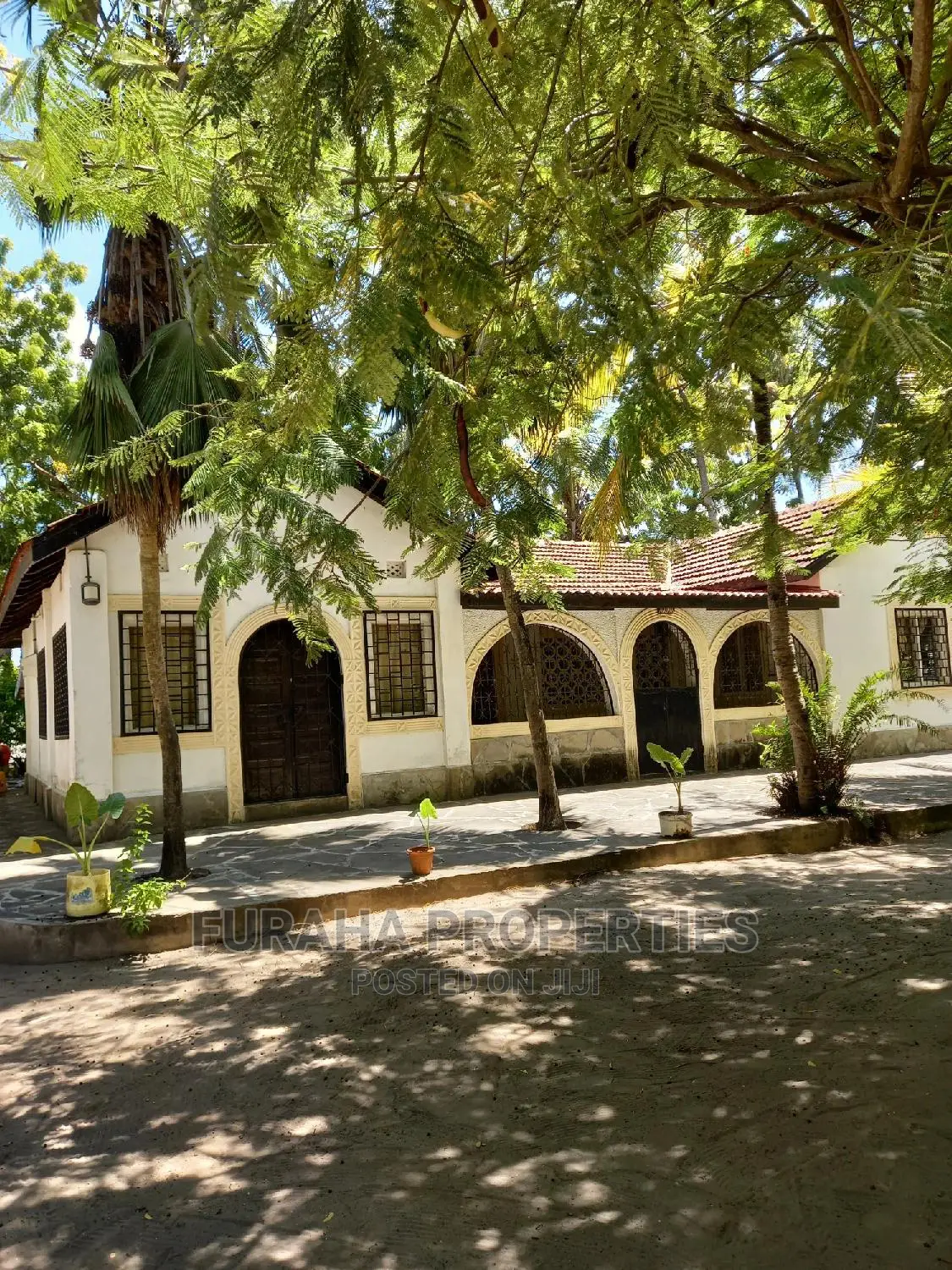3 Bedrooms Bungalow for Sale