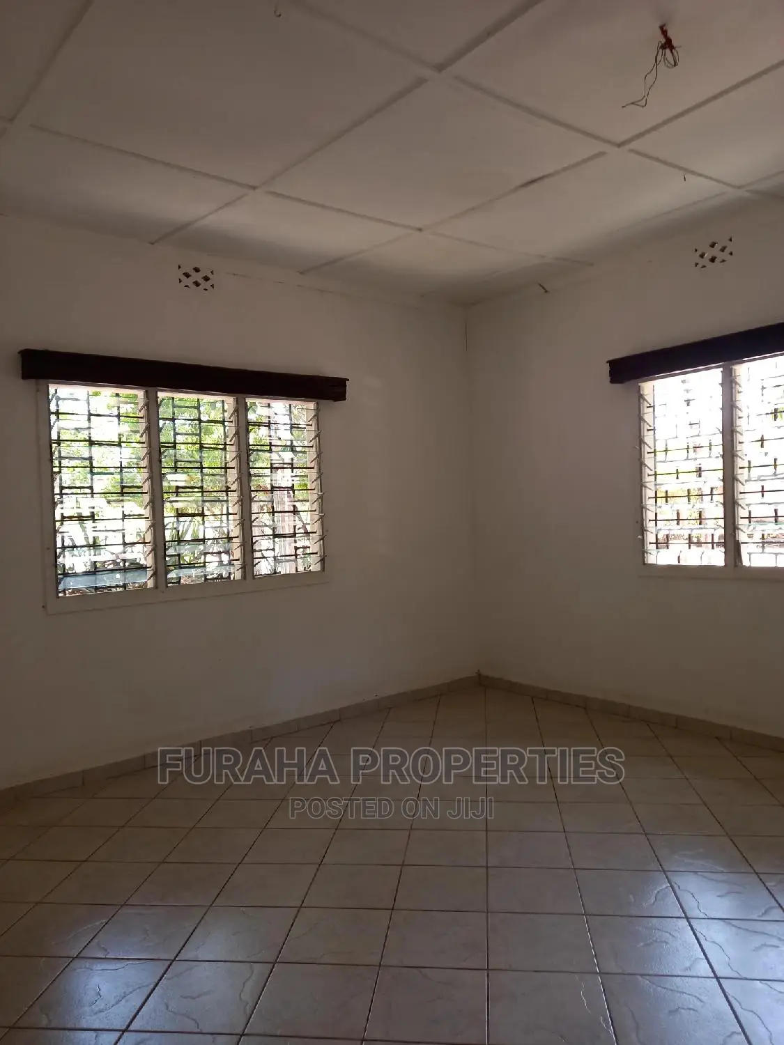 3 Bedrooms Bungalow for Sale