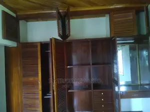 5 Bedrooms Mansion for Rent in Runda, Runda