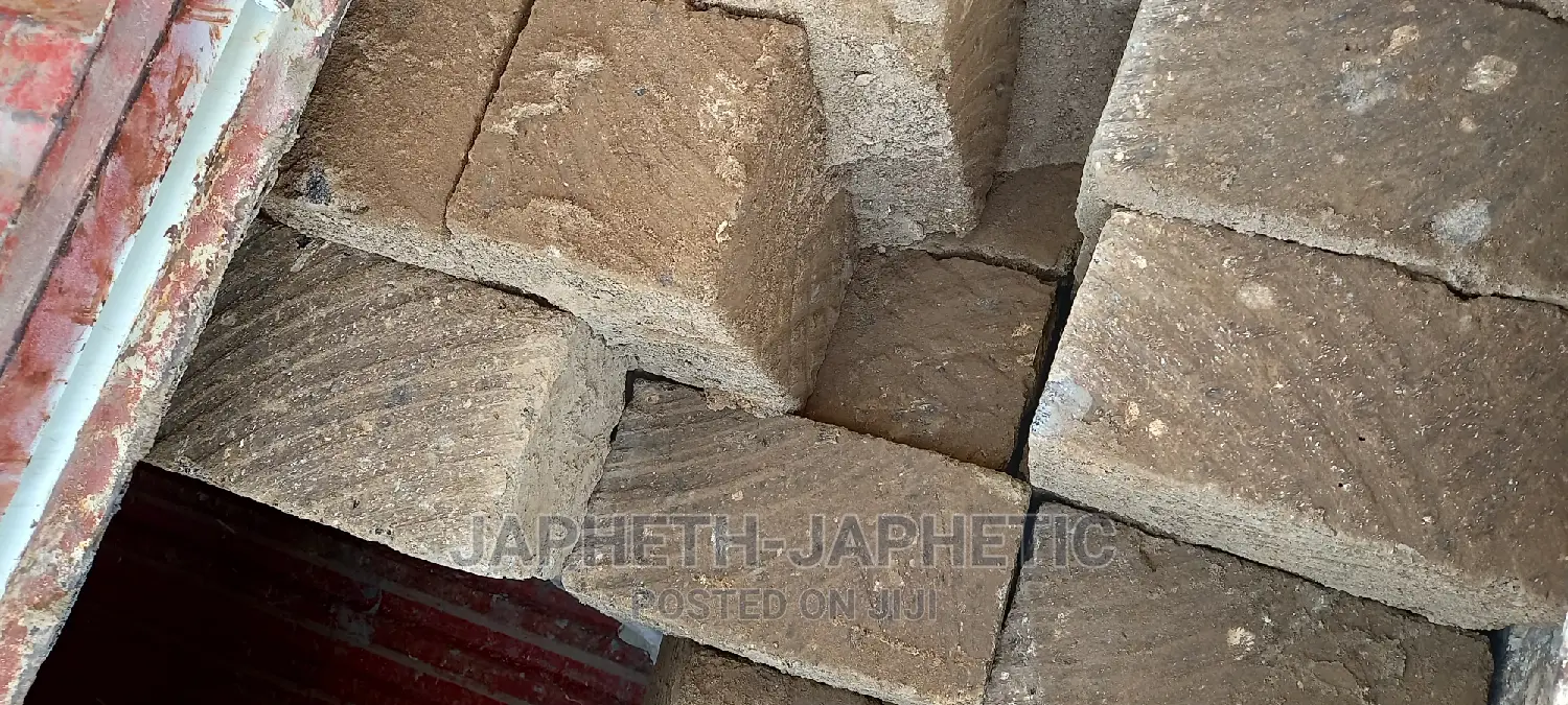 Machine Cut Stones,