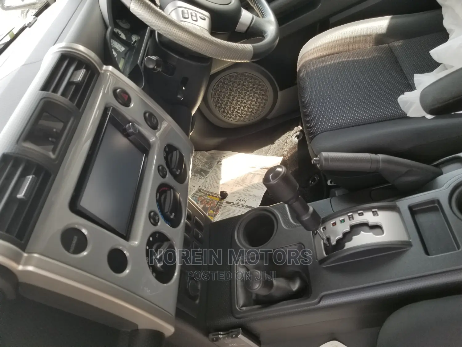 Toyota FJ Cruiser 2014 Silver