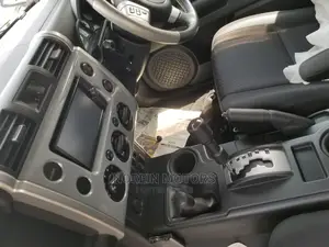 Toyota FJ Cruiser 2014 Silver