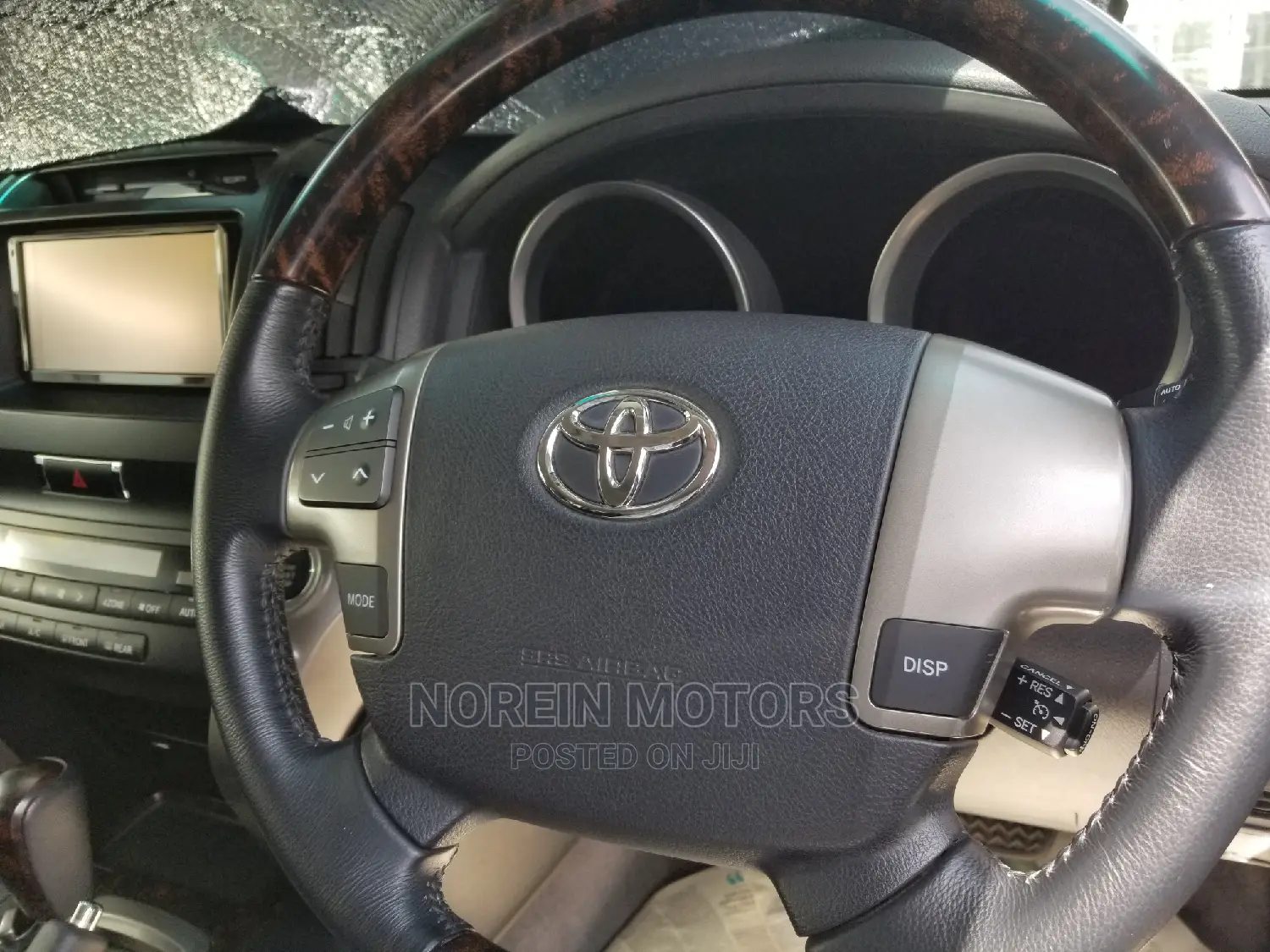 Toyota Land Cruiser 2014