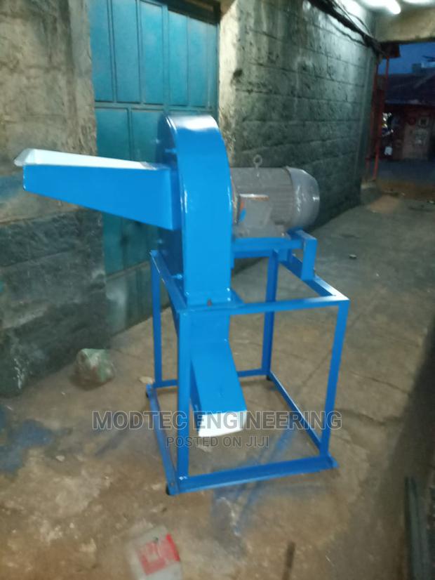 Modtec Brand: Crusher Complete With 5HP Motor - main view