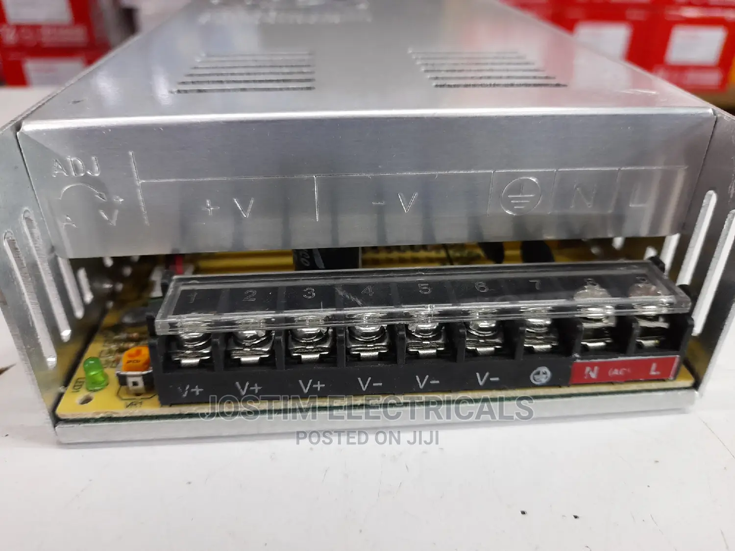 Ac-Dc Adaptor Converter
