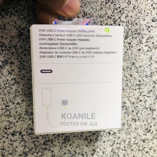 USB C 20w Power Adapter iPhone - thumbnail 2