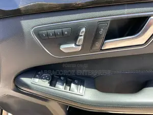 Mercedes-Benz E250 2015 Black