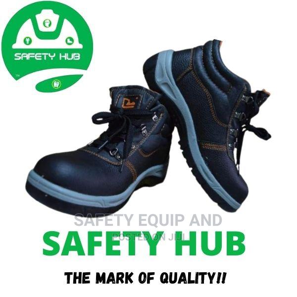 Safety Boots/ Safety Shoes/ Safety Footwear for Sale