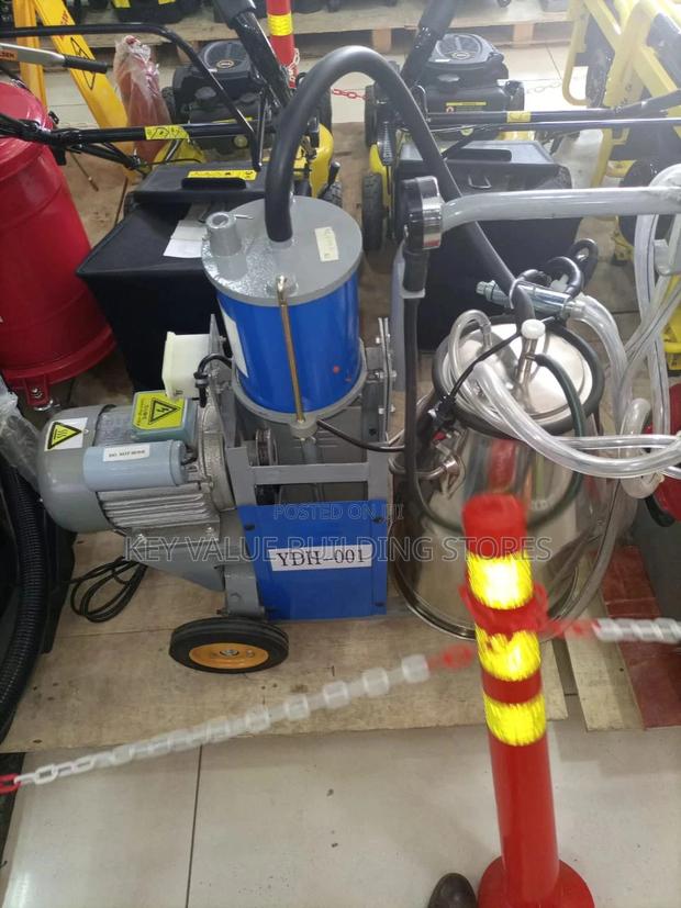 Milking Machine - thumbnail 2