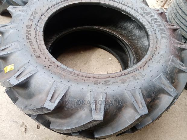 12.4-24 Alliance Tyre Made in India (12pr) Tractor Tyre