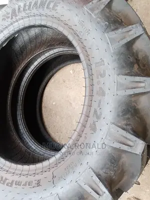12.4-24 Alliance Tyre Made in India (12pr) Tractor Tyre