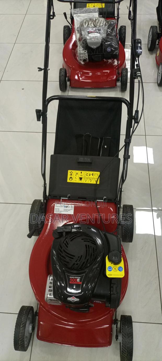 4.0hp Briggs and Stratton Lawn Mower Machine 1 - main view