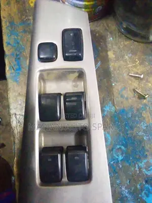 Main Switch for Fielder /Nze 2005.