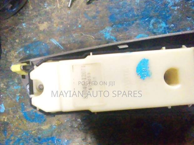 Main Switch for Fielder /Nze 2005. - thumbnail 2