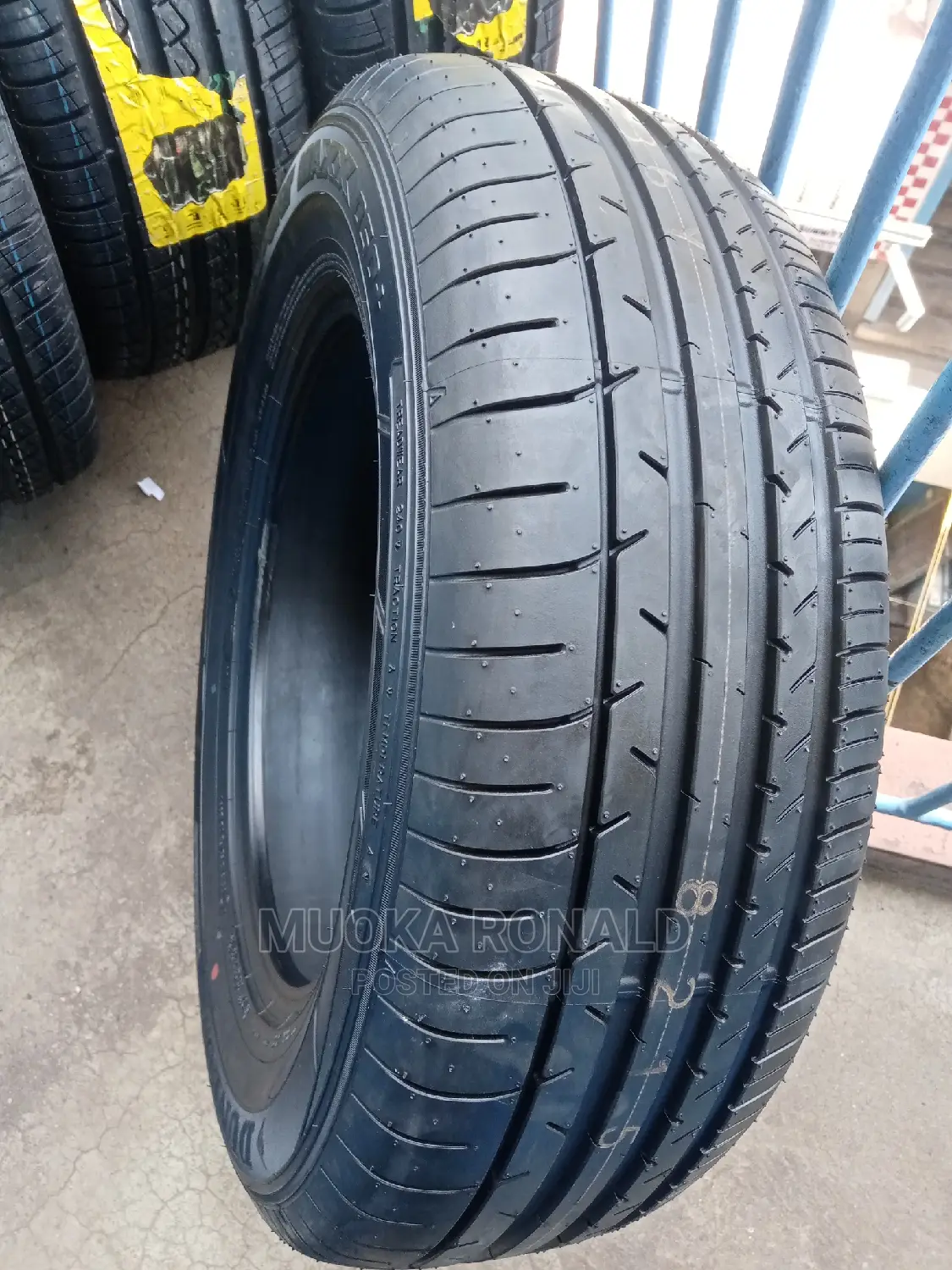235/65r17 Dunlop Tyre Made in Japan