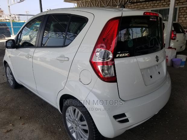Suzuki SP 2014 White - thumbnail 2