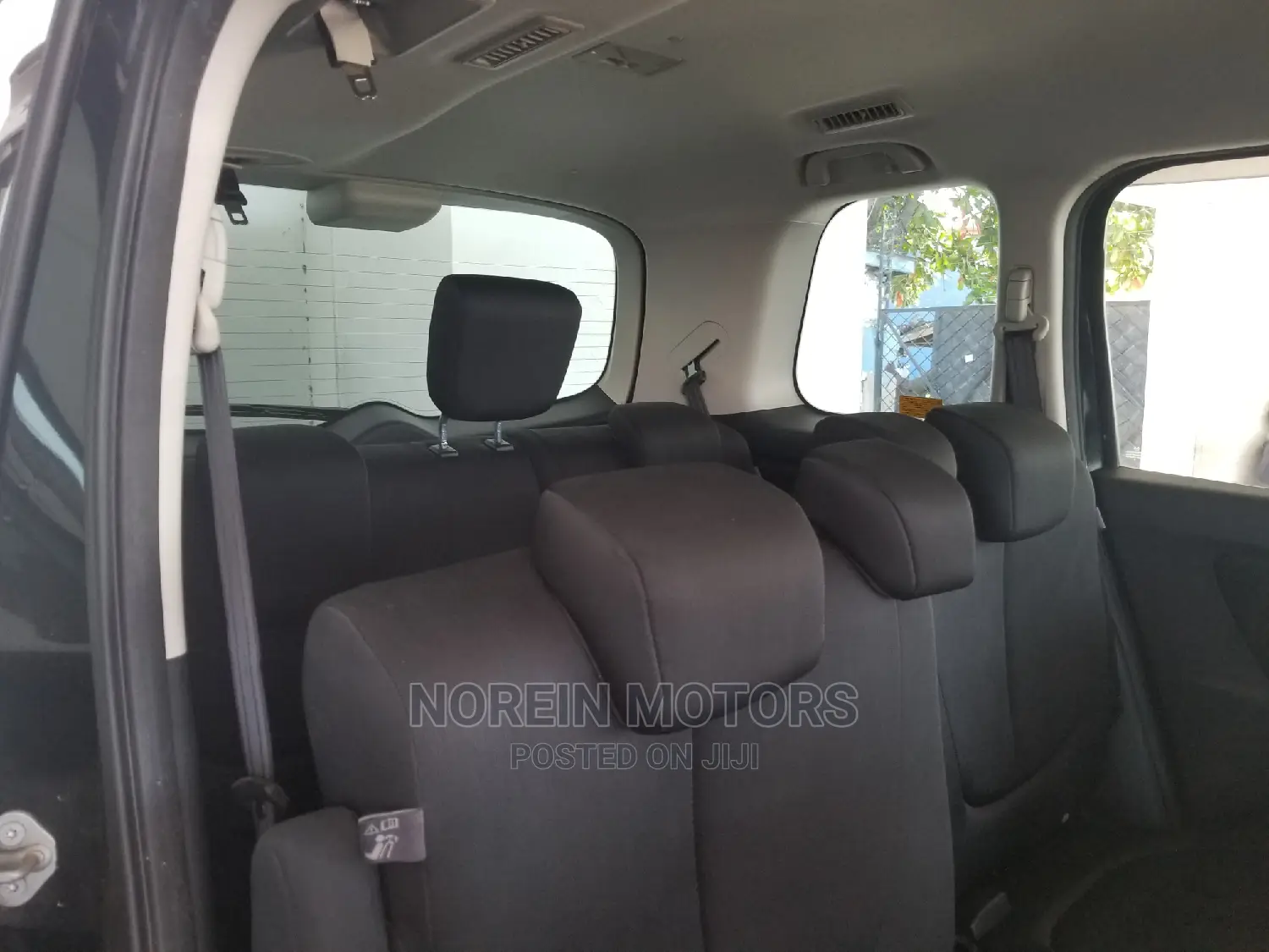Mazda Biante 2015 Blue