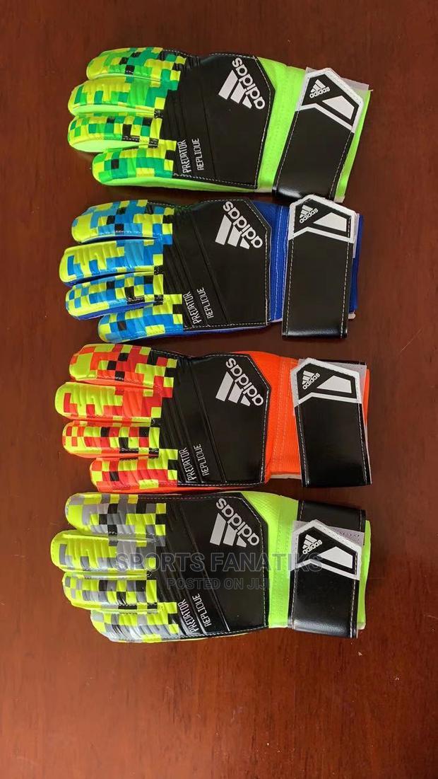 Football Gloves - thumbnail 2