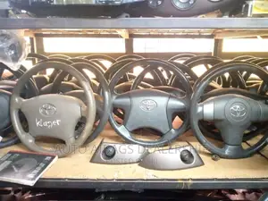 Stearing Complete Toyota Hilux Double Cabin.