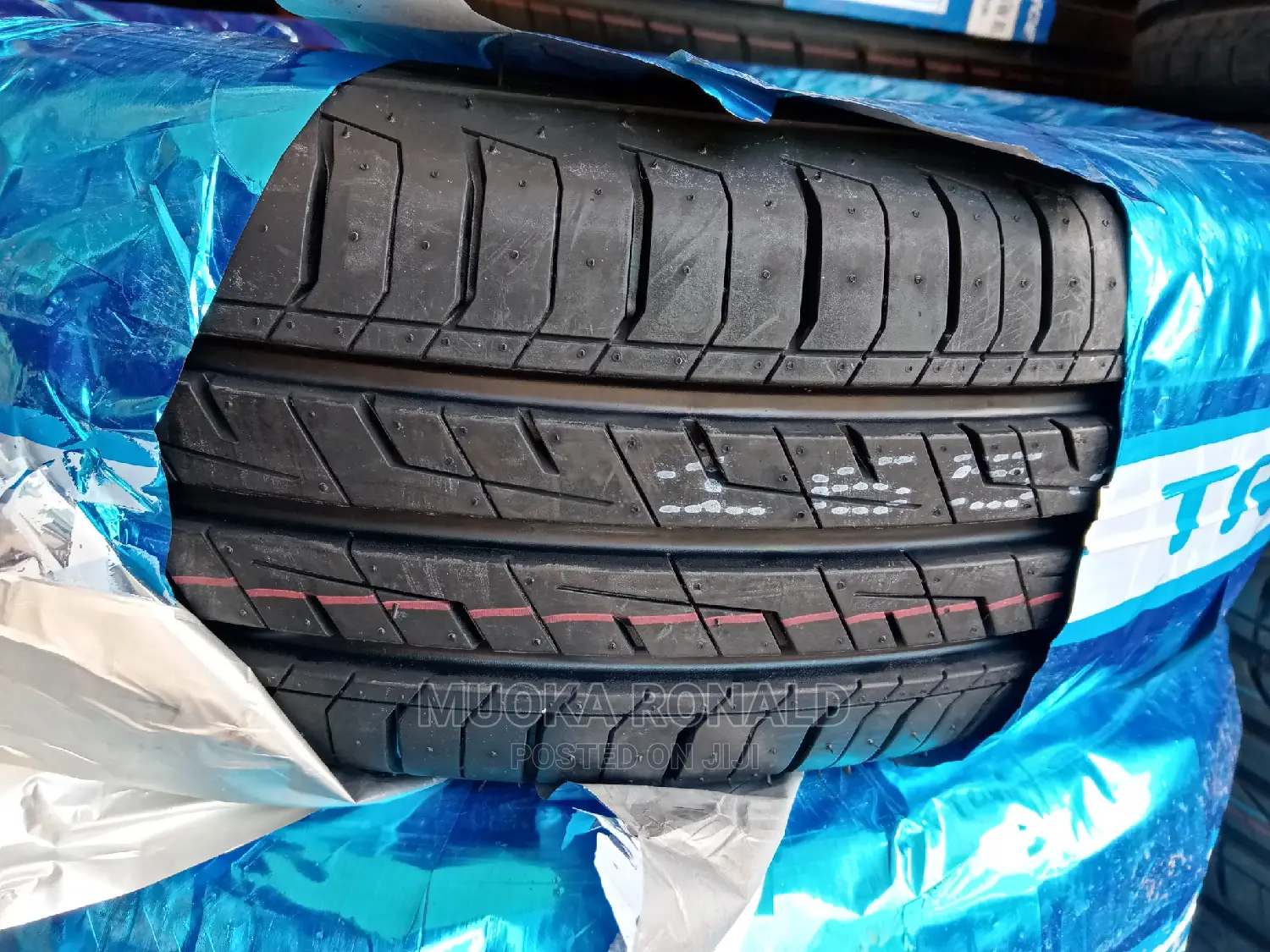 165/70r14 Tracmax Tyre