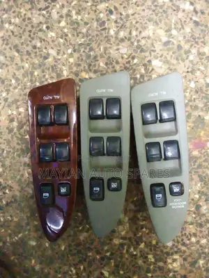 Master Switch for Voxy/Noah 2005.
