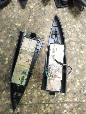 Master Switch for Nissan Wingroad Y12/Note.