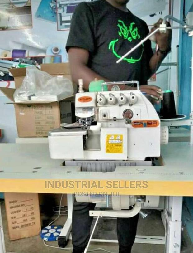 Heavy-Duty Overlock Sewing Machine - main view