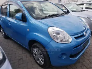 Toyota Passo 2015 Blue