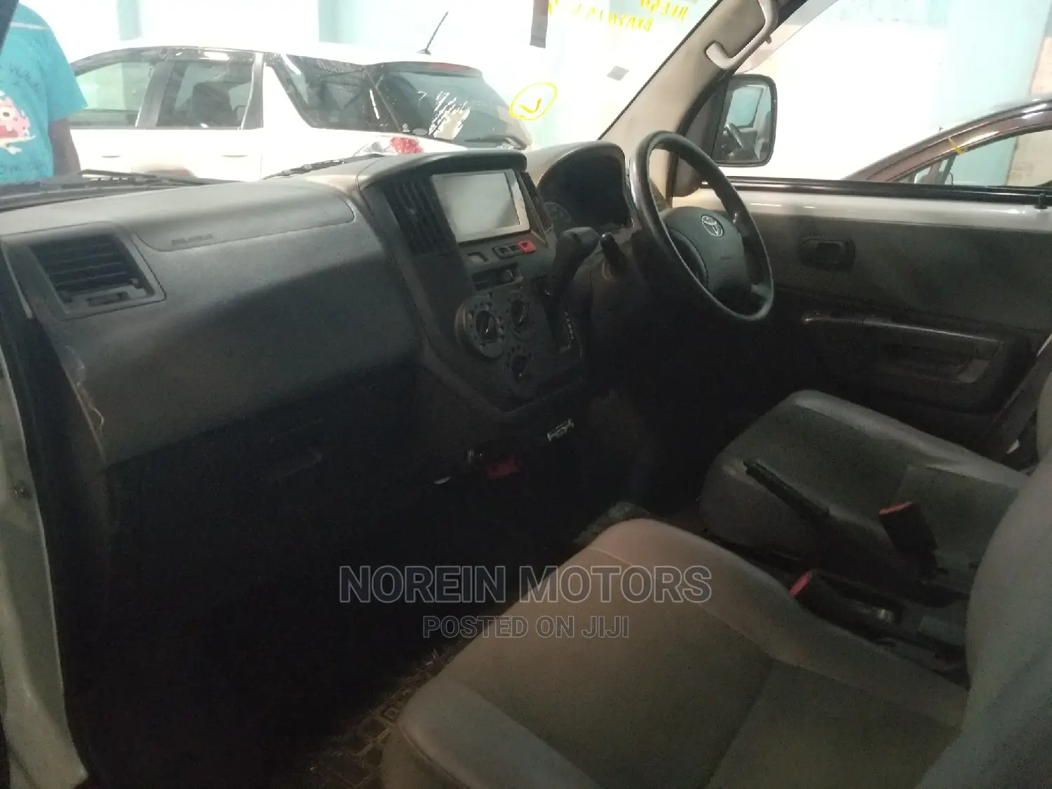 Toyota TownAce 2011 White