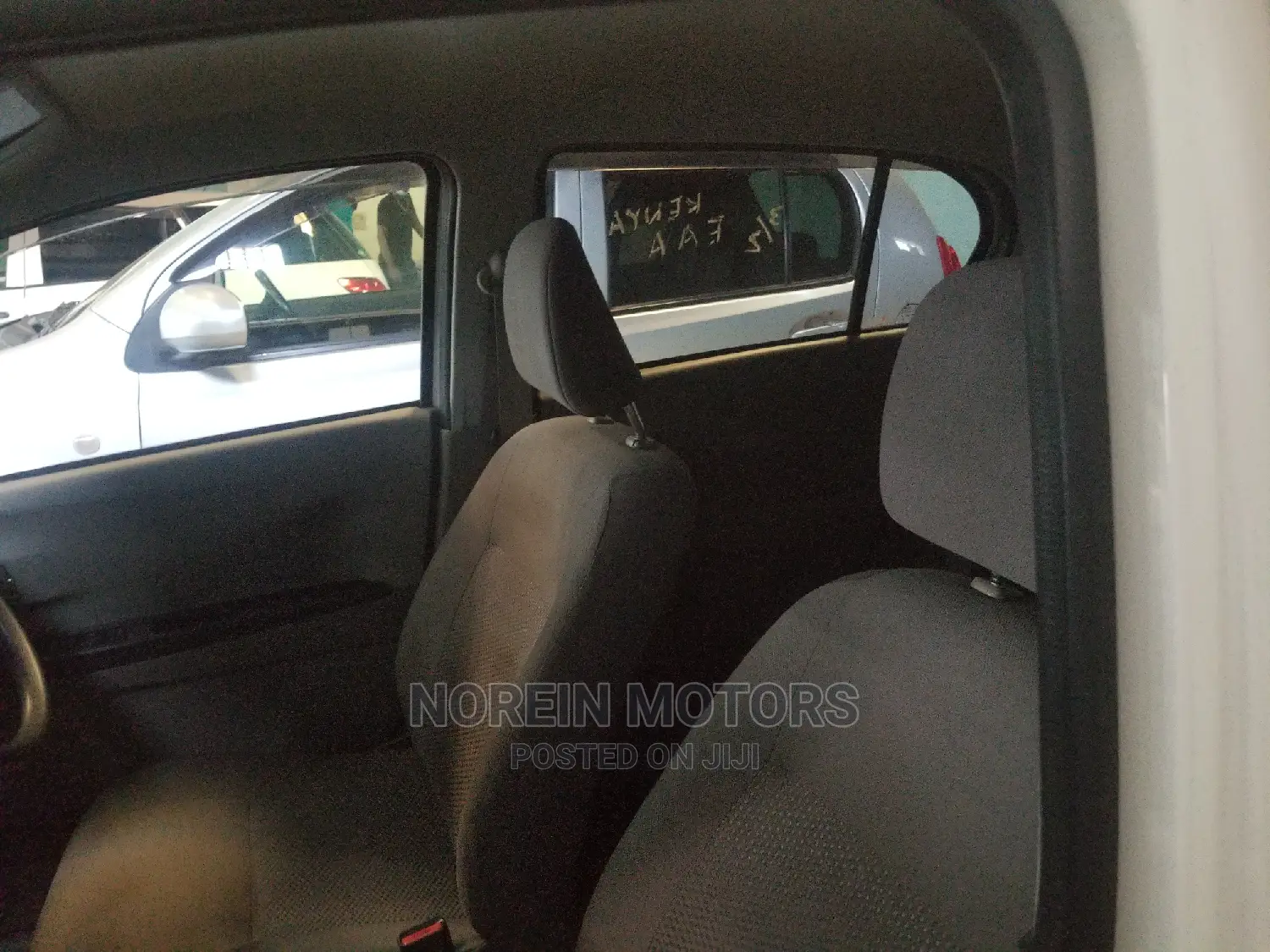 Daihatsu Mira 2015 Pearl