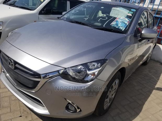 Mazda Demio 2015 - thumbnail 2